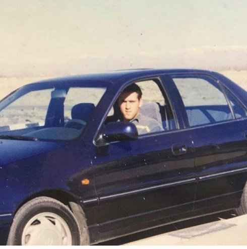 ماشین علی کریمی در ۱۶ سال پیش (+عکس)