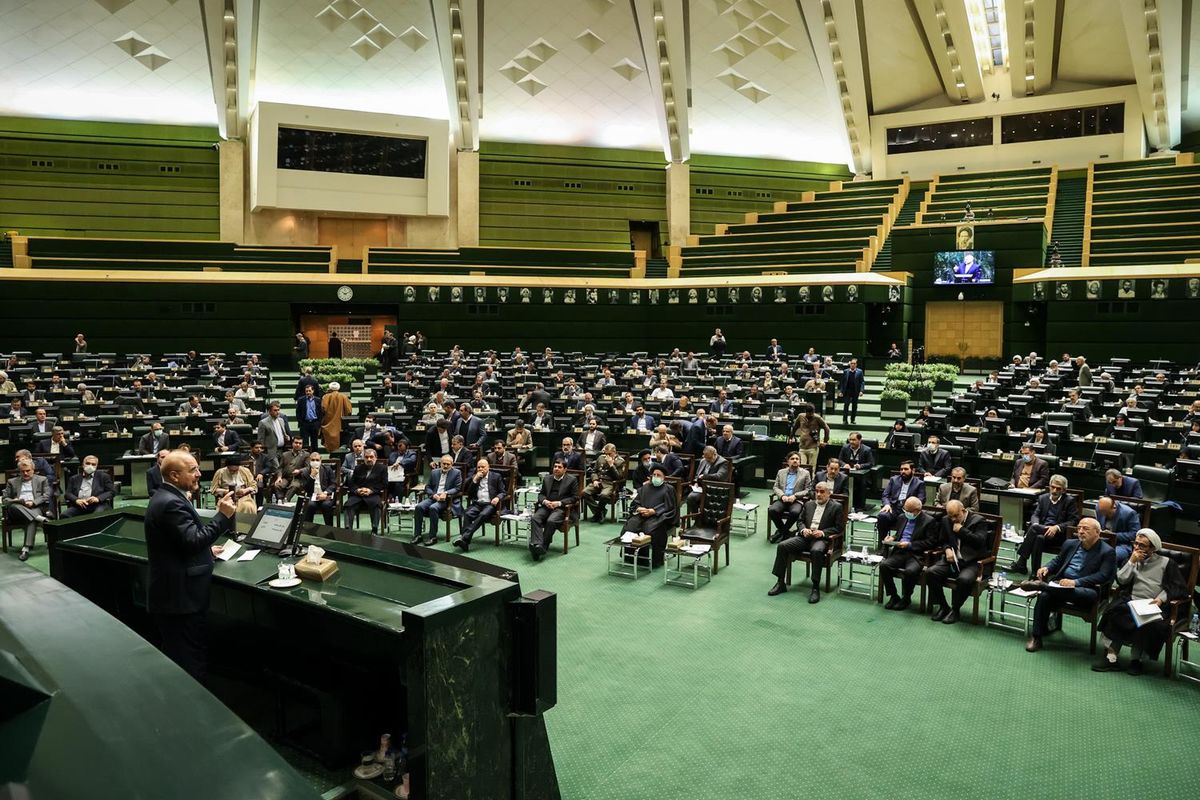 حفظ وحدت قوای سهگانه بیش از استیضاح ضرورت دارد