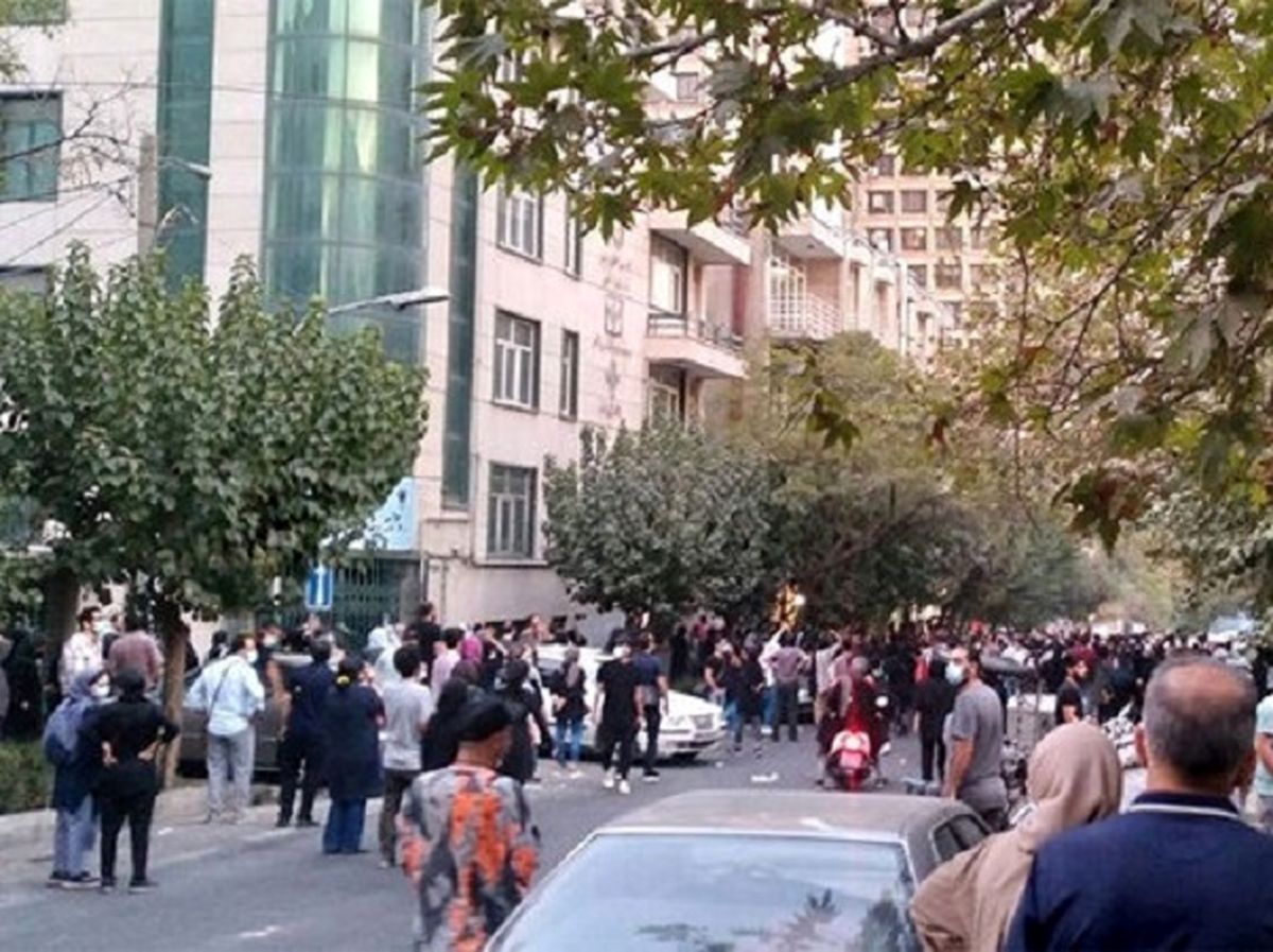 دختری که در زنجان روسری خود را آتش زده بود، بازداشت شد